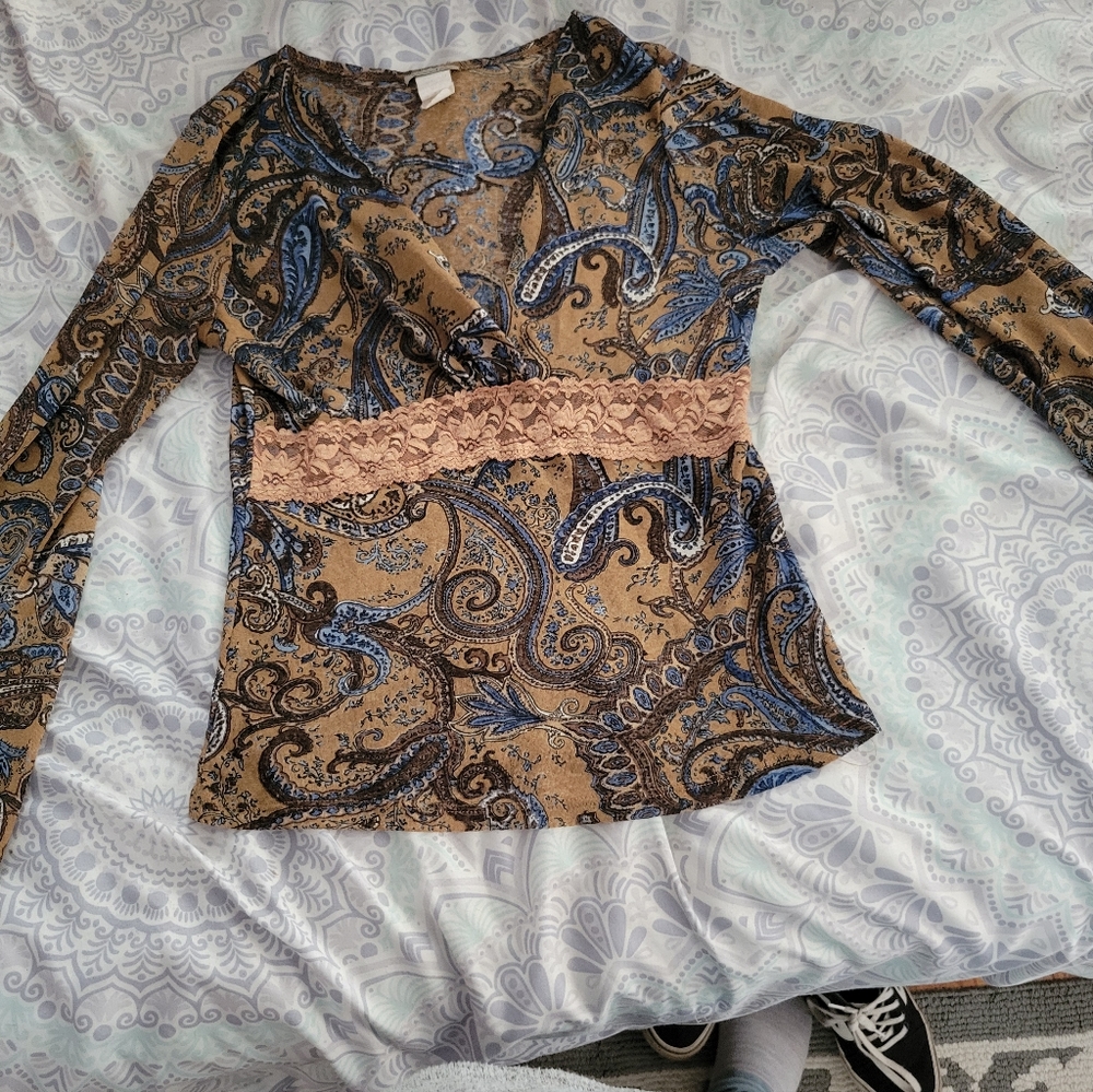 Voodoo Flared Sleeve Blouse Large.